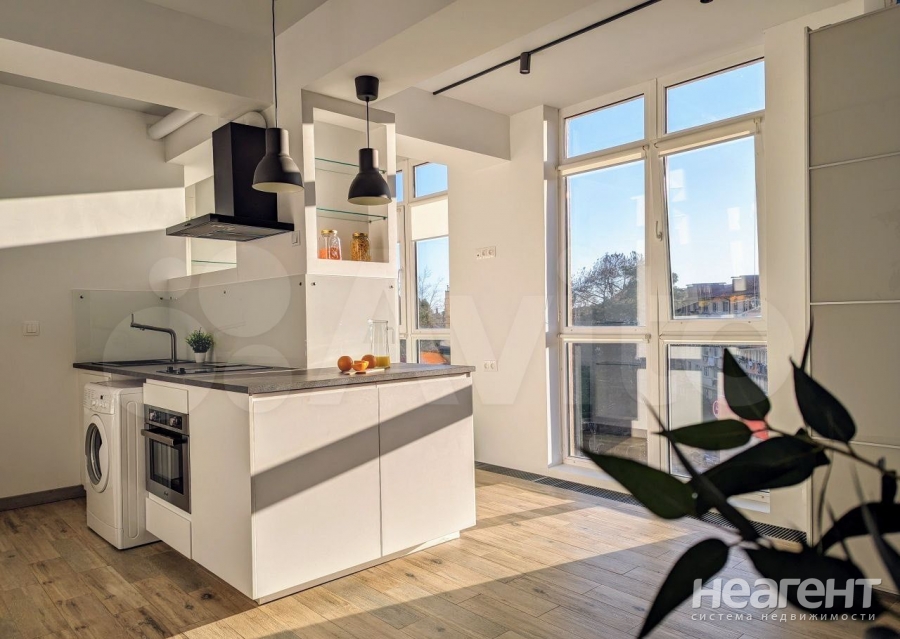 Продается 1-комнатная квартира, 28 м²