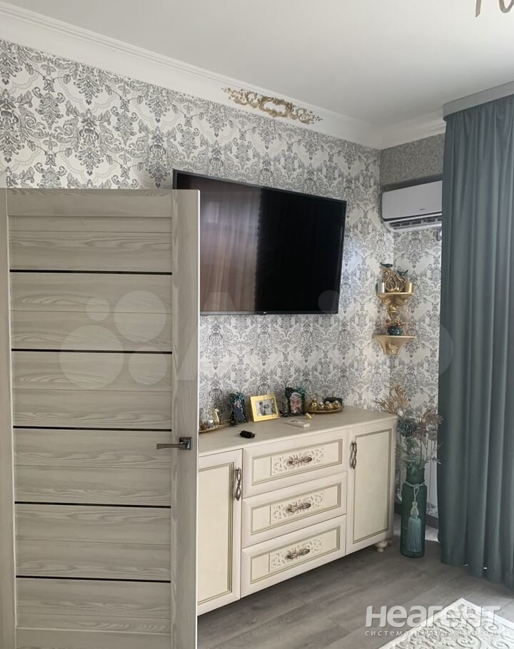 Продается 1-комнатная квартира, 42,3 м²