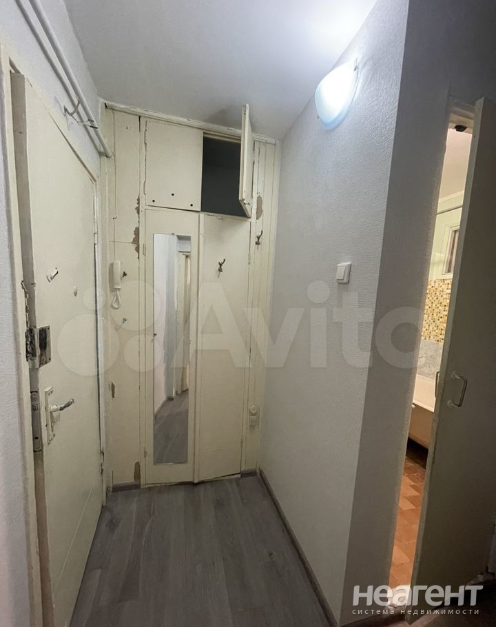 Продается 1-комнатная квартира, 26,7 м²