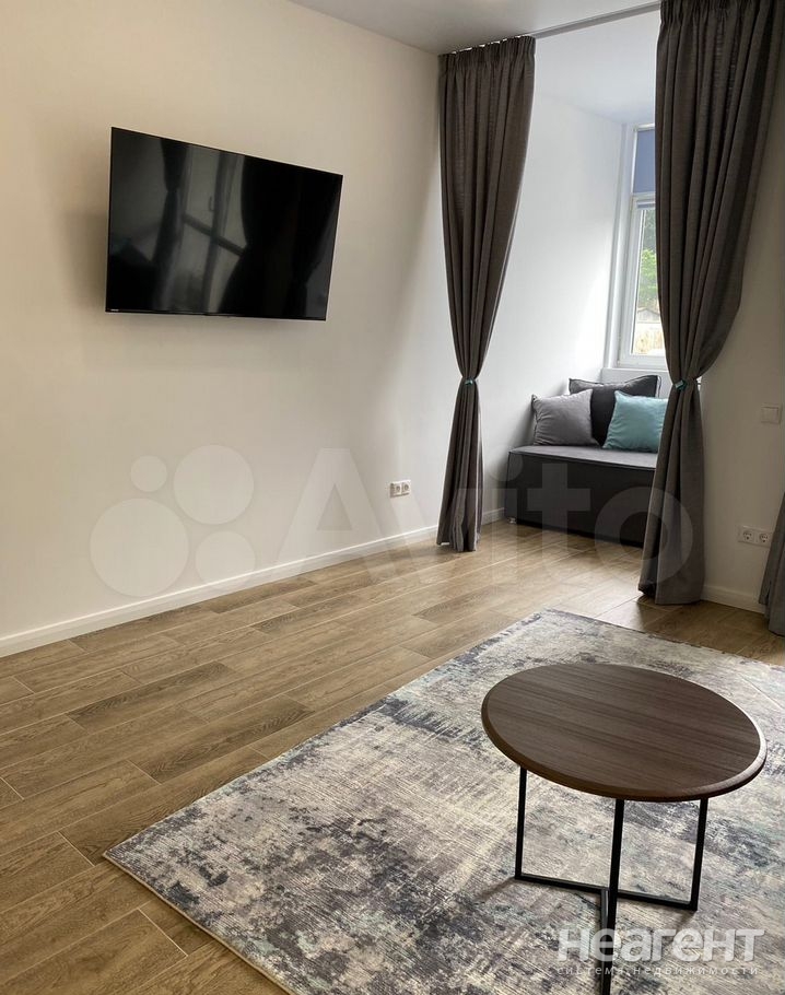 Продается 1-комнатная квартира, 32,9 м²