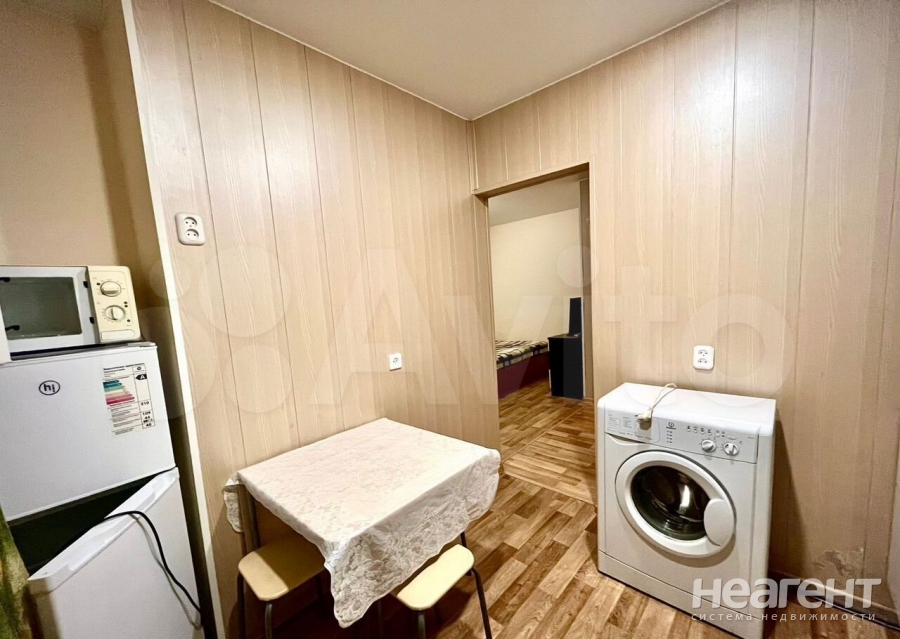 Сдается 1-комнатная квартира, 32 м²