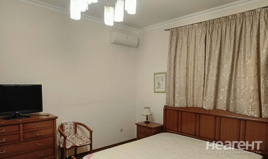 Сдается 2-х комнатная квартира, 73 м²