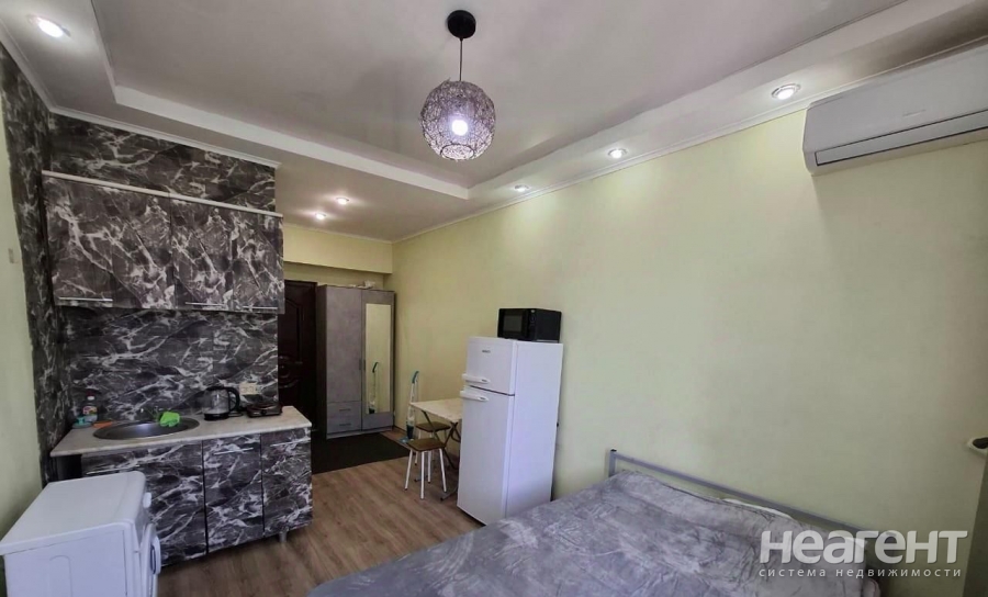 Продается 1-комнатная квартира, 17,7 м²