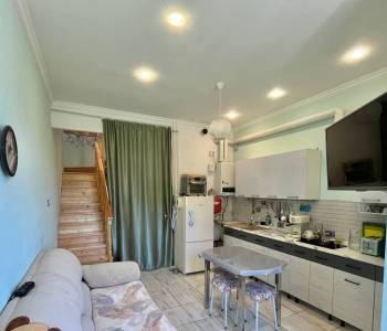 Продается Многокомнатная квартира, 105 м²