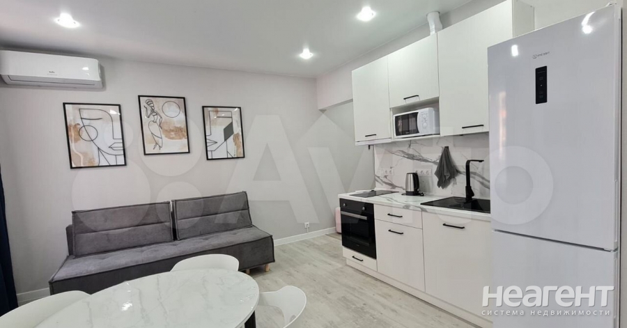 Продается 1-комнатная квартира, 35 м²