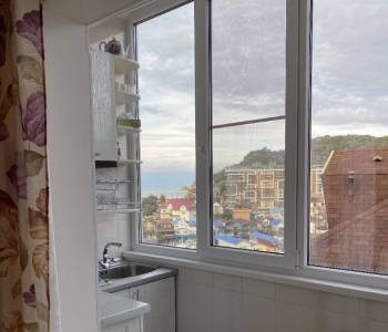 Продается 1-комнатная квартира, 42 м²