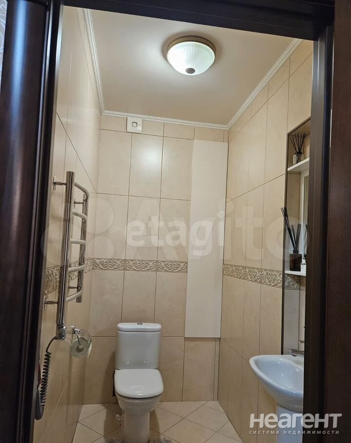 Продается 2-х комнатная квартира, 98 м²