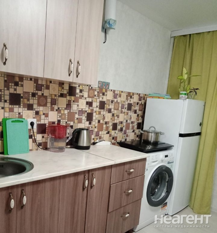 Продается 1-комнатная квартира, 18 м²