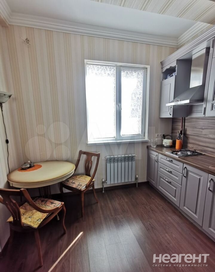 Продается 2-х комнатная квартира, 60 м²