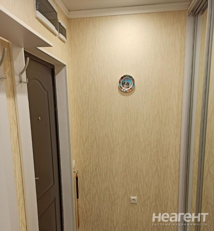 Продается 1-комнатная квартира, 41 м²