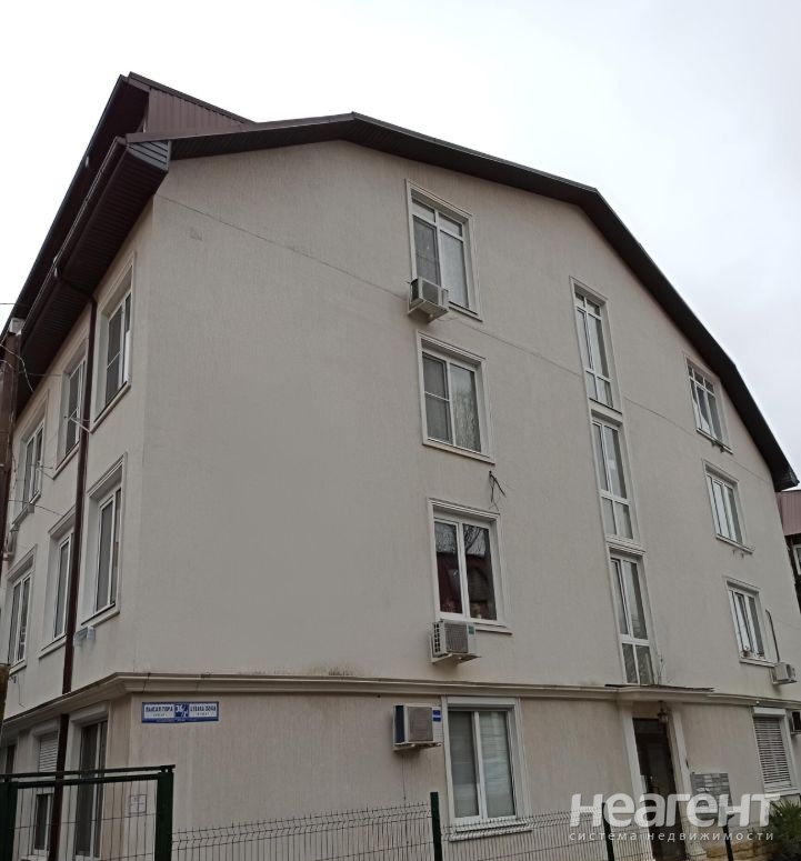 Продается 1-комнатная квартира, 41 м²