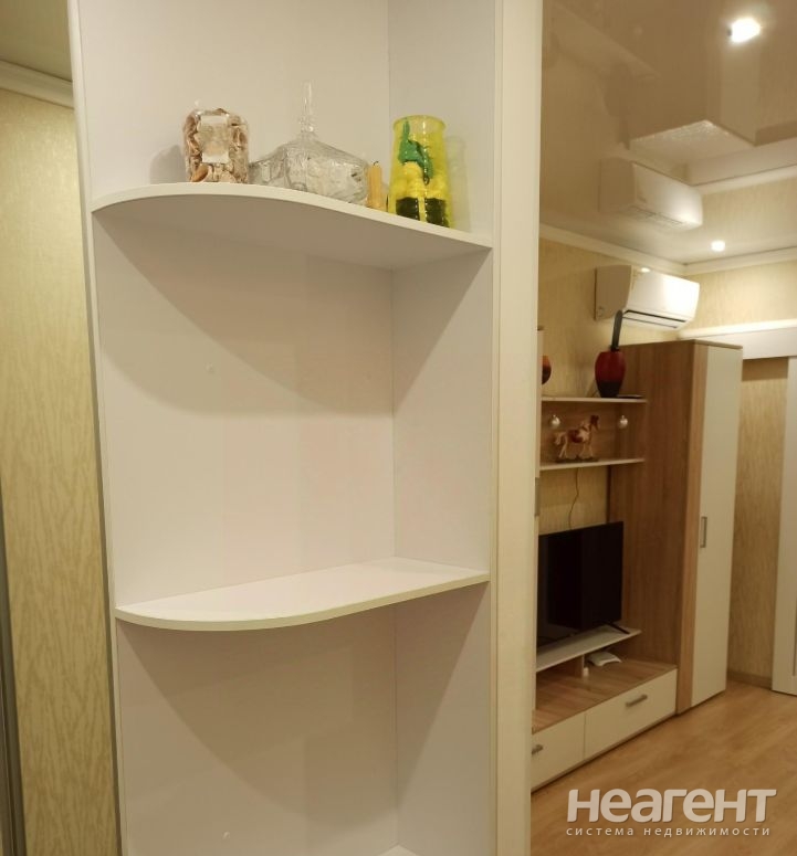 Продается 1-комнатная квартира, 41 м²