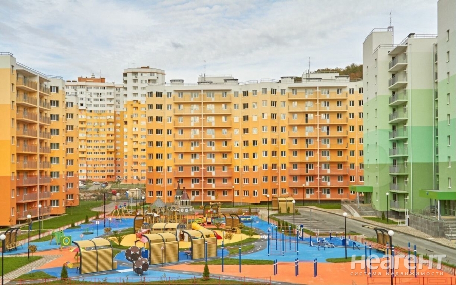 Продается 3-х комнатная квартира, 93 м²