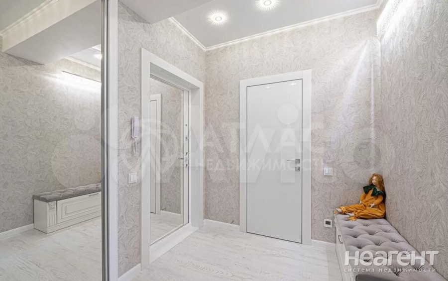 Продается Многокомнатная квартира, 85 м²