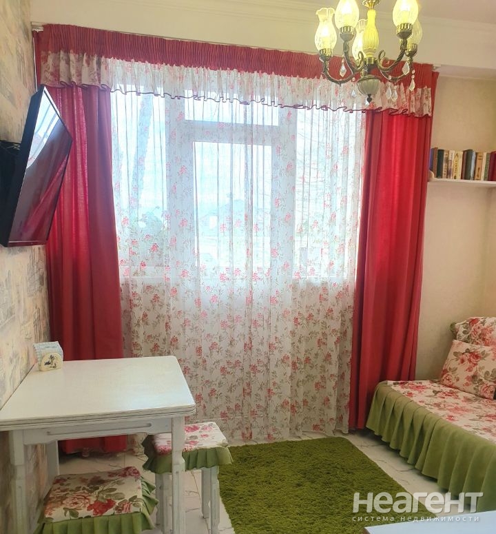 Сдается 1-комнатная квартира, 30 м²