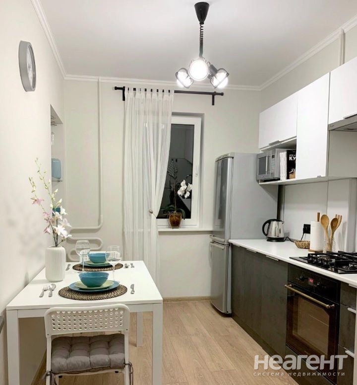 Продается 2-х комнатная квартира, 64 м²