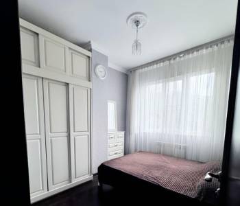 Сдается Многокомнатная квартира, 80 м²