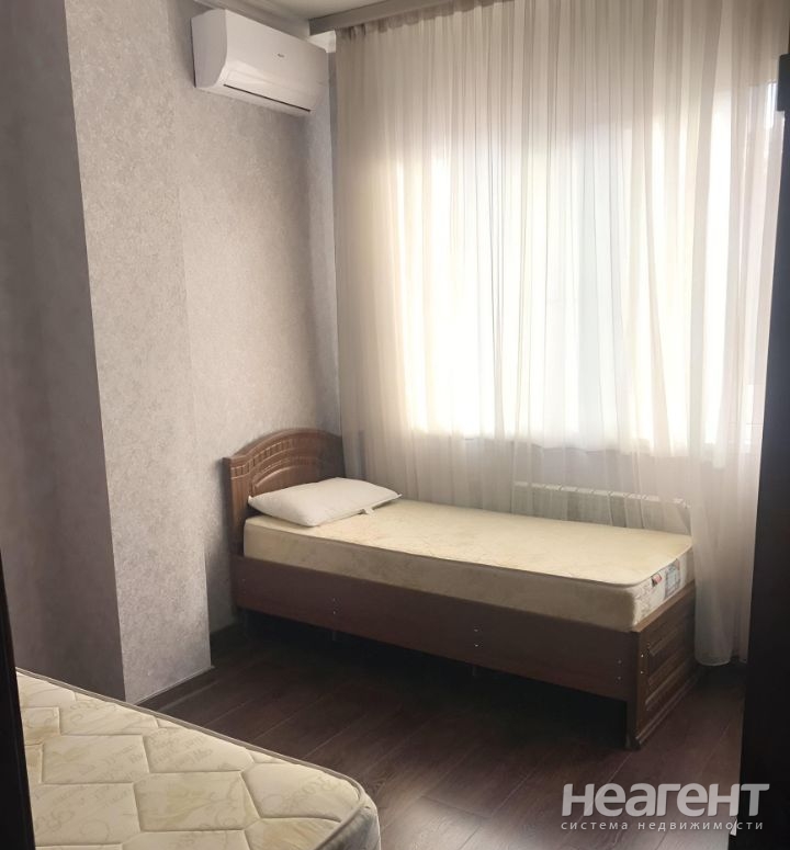 Сдается Многокомнатная квартира, 80 м²