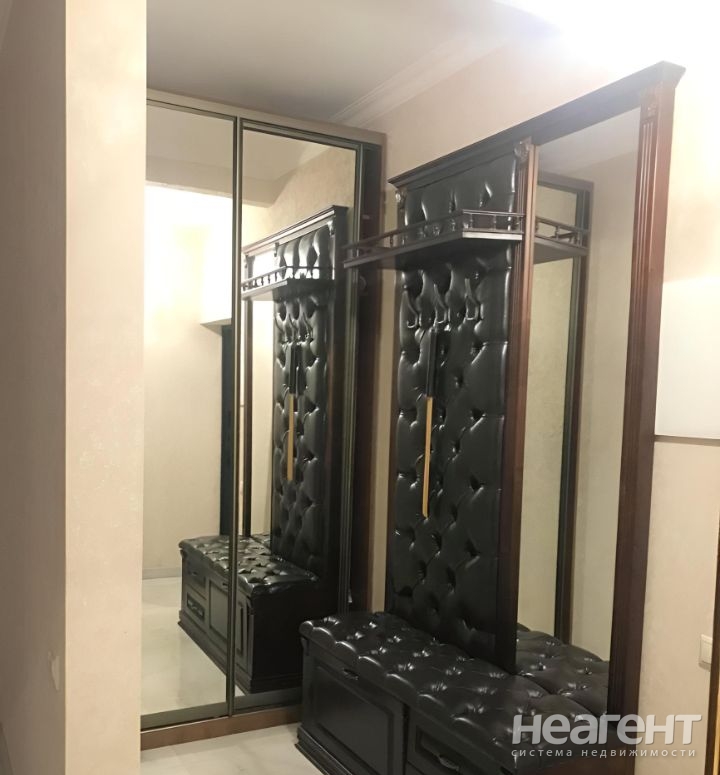 Сдается Многокомнатная квартира, 80 м²