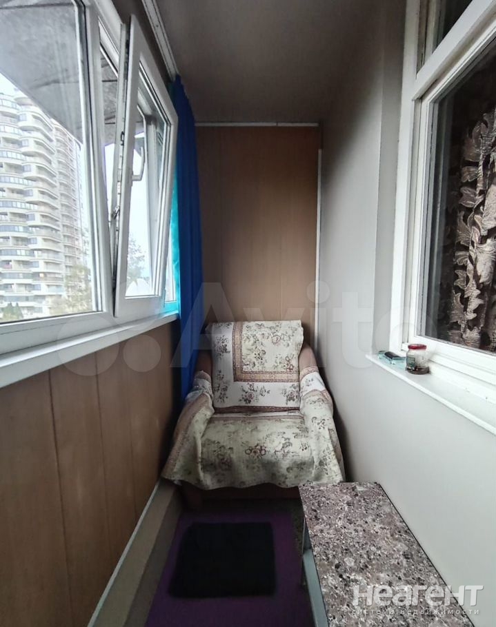 Продается 1-комнатная квартира, 24,1 м²