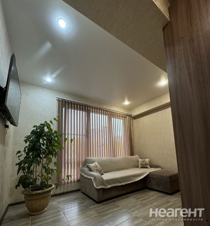 Продается 2-х комнатная квартира, 77 м²