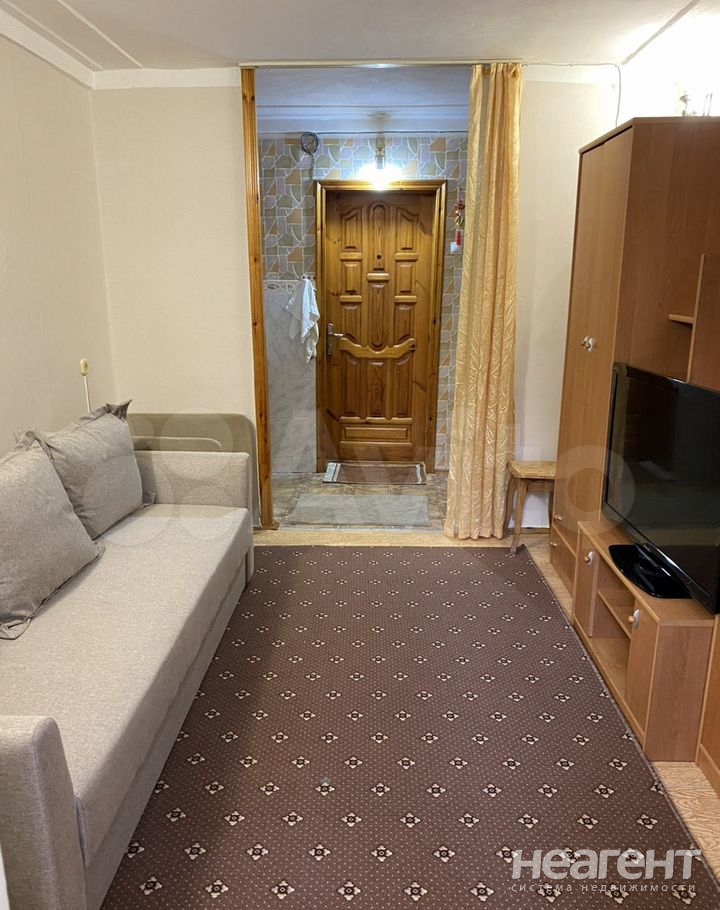 Продается 1-комнатная квартира, 17,8 м²