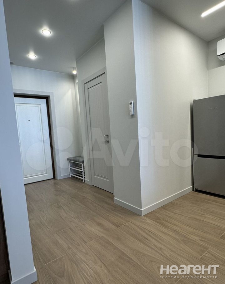 Сдается 1-комнатная квартира, 40 м²