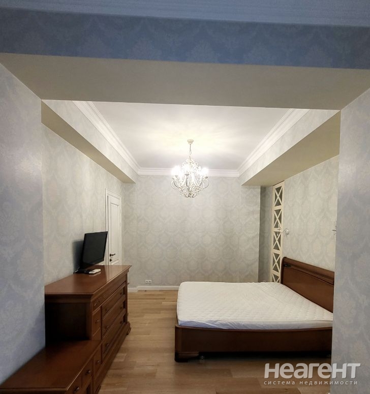 Продается 3-х комнатная квартира, 98,9 м²