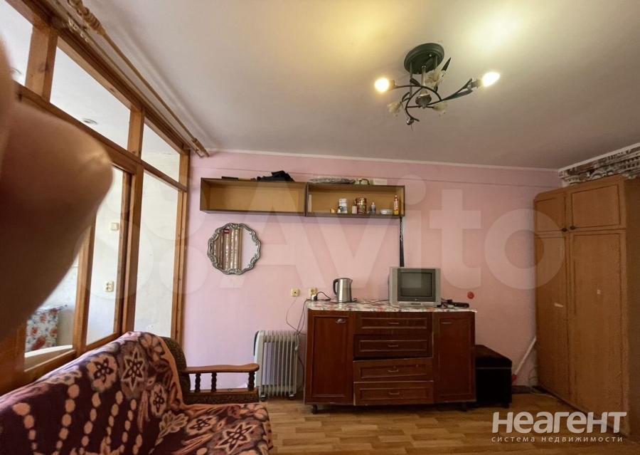 Продается 1-комнатная квартира, 18 м²