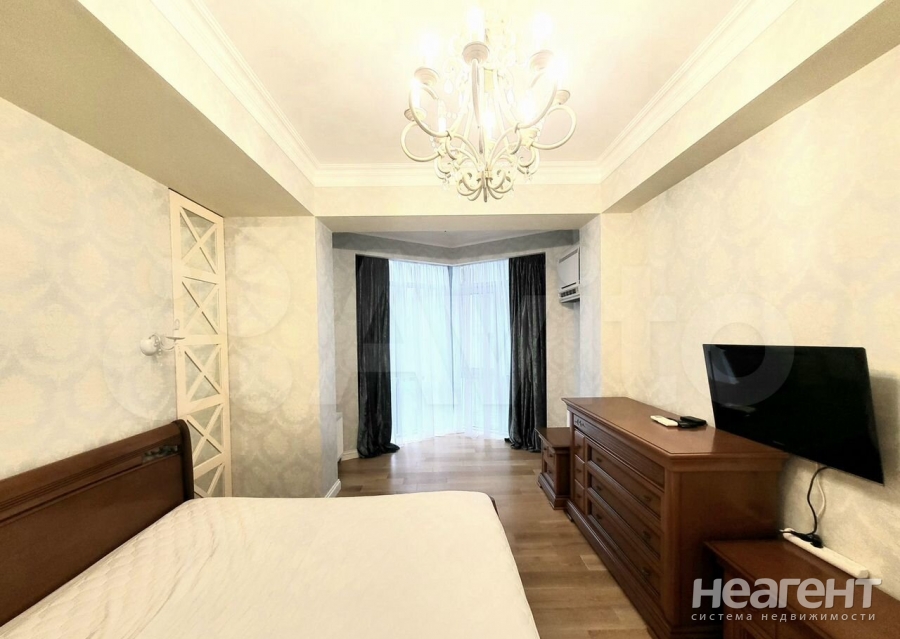 Продается 3-х комнатная квартира, 100 м²