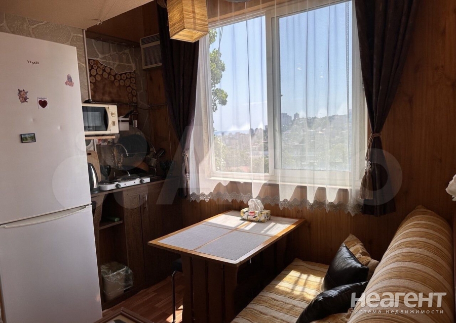 Продается 1-комнатная квартира, 16,1 м²