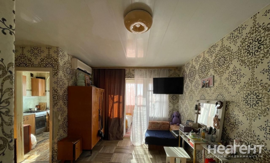 Продается 1-комнатная квартира, 30 м²