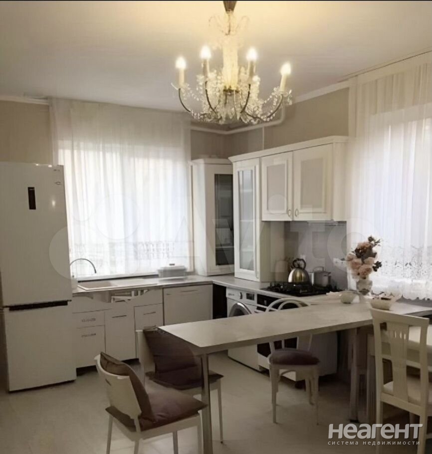 Продается 2-х комнатная квартира, 74 м²