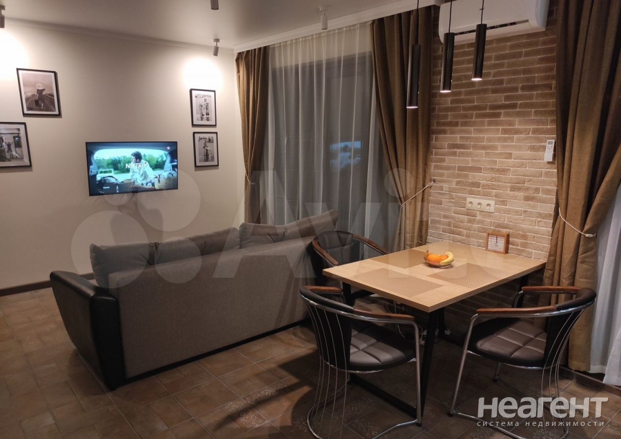 Продается 1-комнатная квартира, 41,1 м²