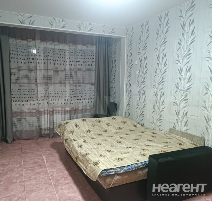 Сдается 1-комнатная квартира, 40 м²