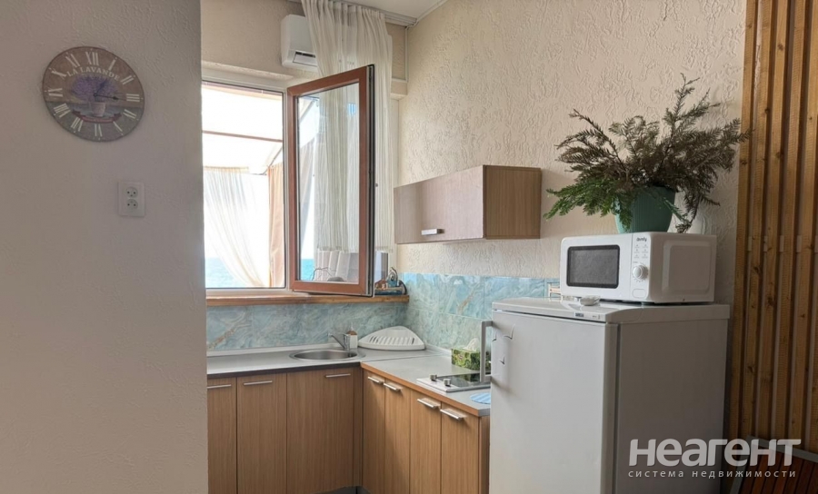 Продается 2-х комнатная квартира, 42 м²