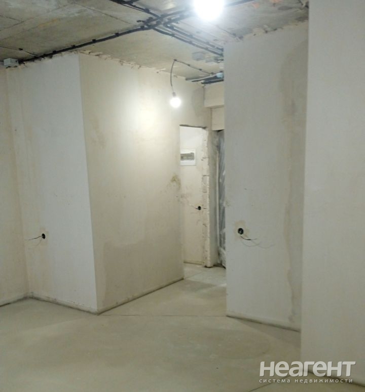 Продается 1-комнатная квартира, 30 м²