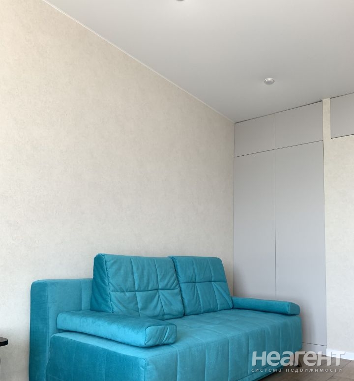 Сдается 1-комнатная квартира, 35 м²