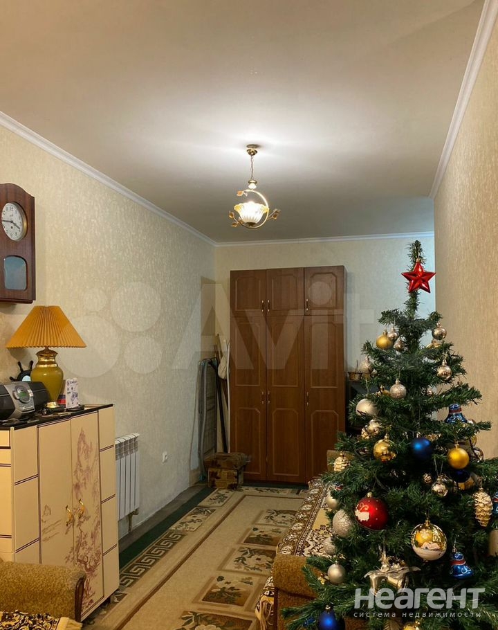 Продается 1-комнатная квартира, 36 м²