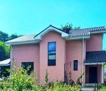 Продается Дом, 204 м²