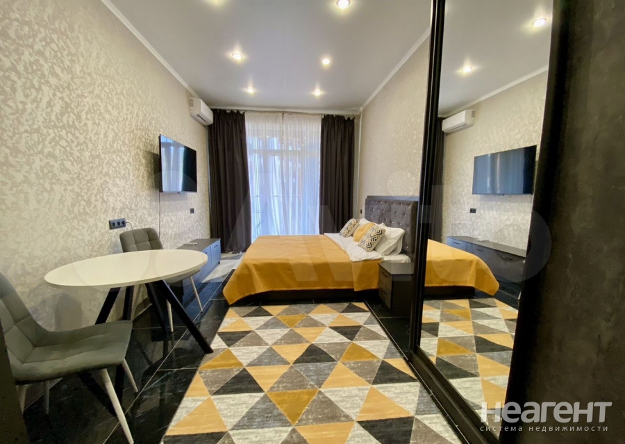 Сдается 1-комнатная квартира, 30 м²