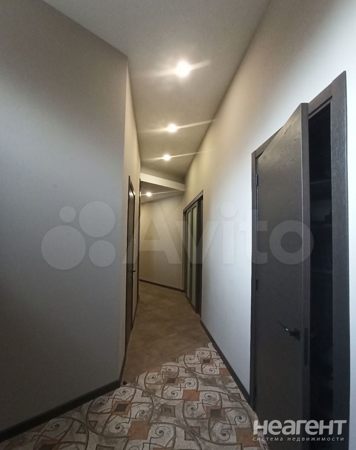 Продается Многокомнатная квартира, 330 м²