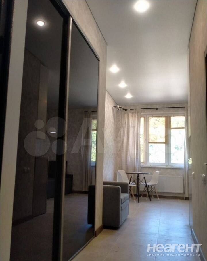 Продается 1-комнатная квартира, 24,8 м²