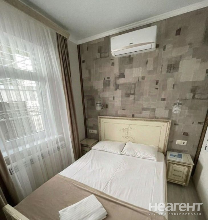 Продается 1-комнатная квартира, 12 м²