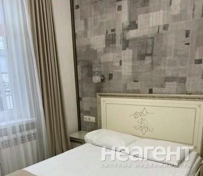 Продается 1-комнатная квартира, 12 м²