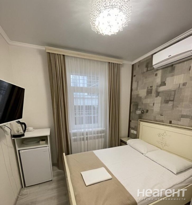 Продается 1-комнатная квартира, 12 м²