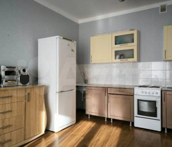 Продается 1-комнатная квартира, 36 м²