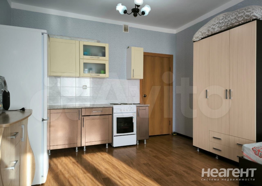 Продается 1-комнатная квартира, 36 м²