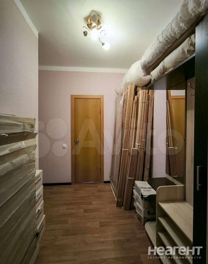 Продается 1-комнатная квартира, 36 м²