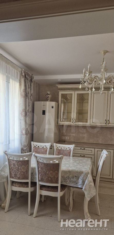 Продается 3-х комнатная квартира, 95 м²